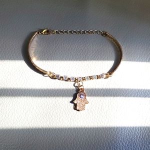 Women's Hamsa gold  bracelet 💛